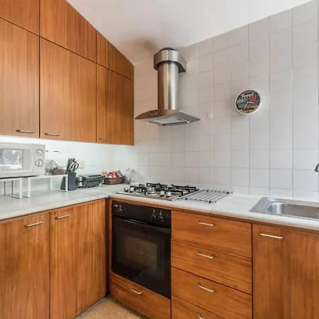 Guestready - Chapel`s Garden Appartement